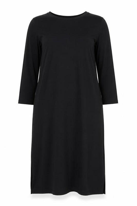 Front view of H&M Women Black M T-Shirt Dress 3/4 Sleeve Knee Length Casual