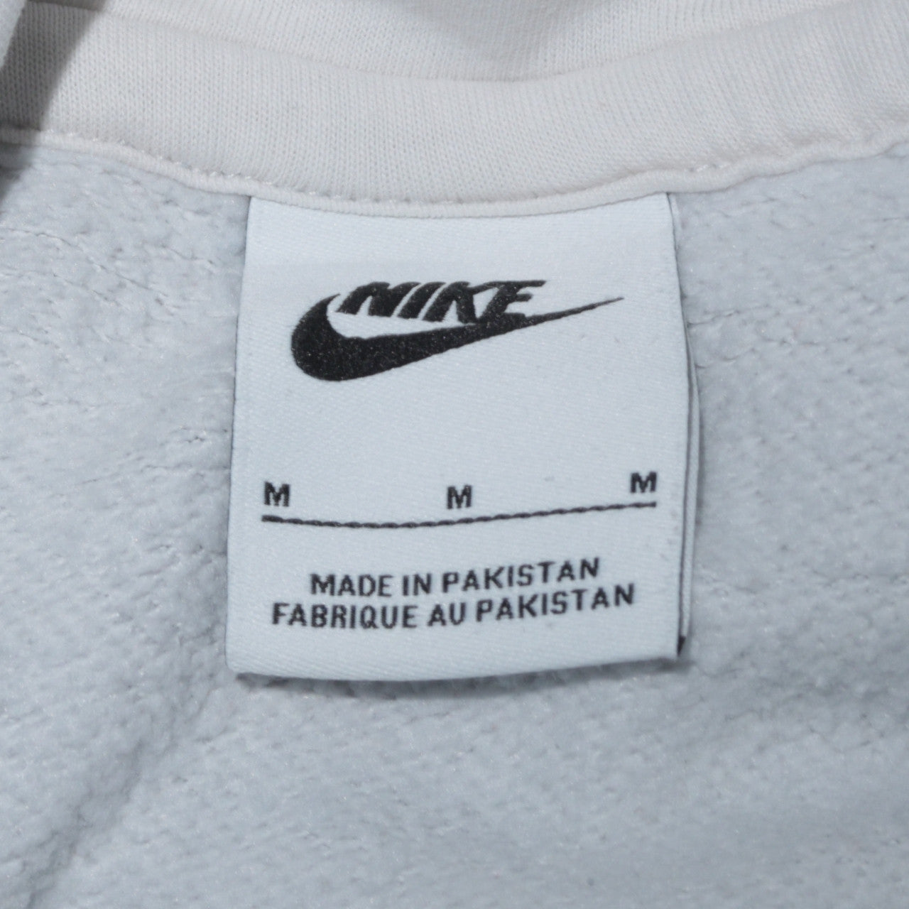 Nike Men's White Pullover Hoodie M Regular Fit Fleece Sweatshirt