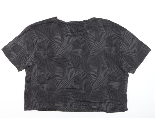 Marks and Spencer Goodmove Women’s Black Geometric Active T-Shirt Size 18