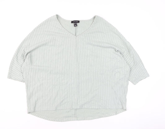 New Look Women’s Green V-Neck Relaxed Knit Jumper Size M