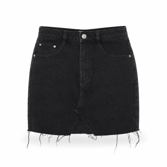 Front view of Pull&Bear Women’s Black Denim Mini Skirt, size S, High Rise Frayed Hem