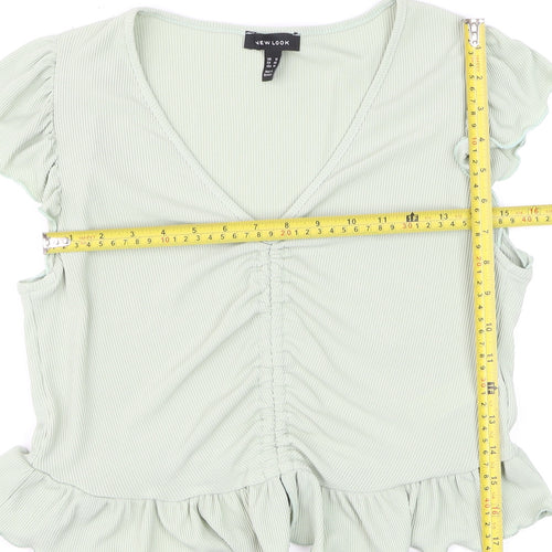 New Look Women’s Green Cropped Ruffle Blouse Size 18