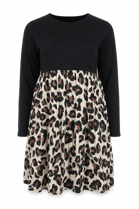 Front view of Boohoo women’s black leopard skater dress, size UK 12, long sleeve