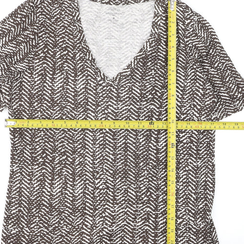 Banana Republic Women Brown Geometric V-Neck Short Sleeve T-Shirt M