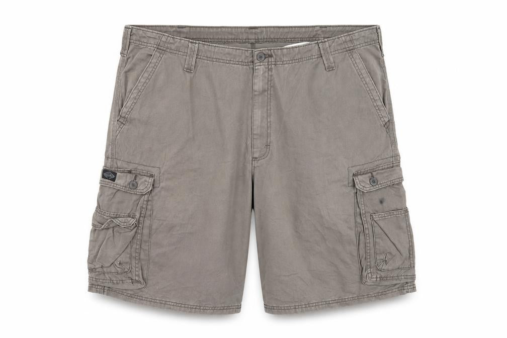 Front view of Lee Men's Grey Cotton Cargo Shorts, size 46, Regular Fit