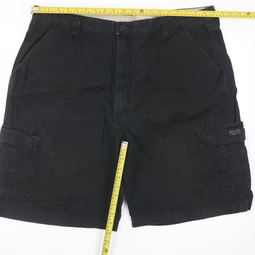 Wrangler Men Black Cargo Shorts Size XL 42in Cotton Workwear