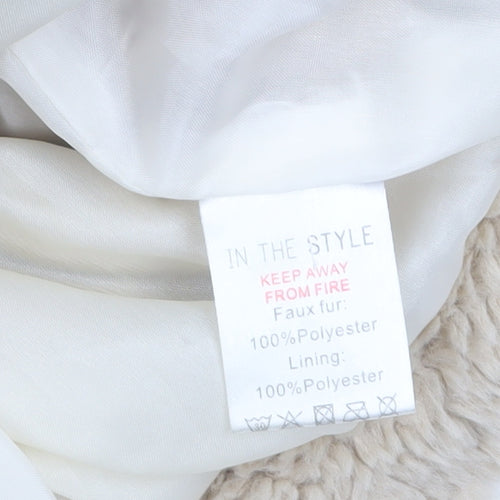 In The Style Women’s Beige Faux Fur Cropped Bomber Jacket Size 8