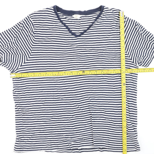 Cotton Traders Men's Blue Striped V-Neck Short Sleeve T-Shirt 2XL