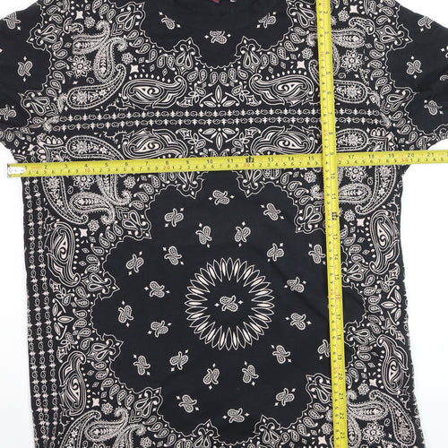 Worland Women's Black Paisley Cotton T-Shirt Medium