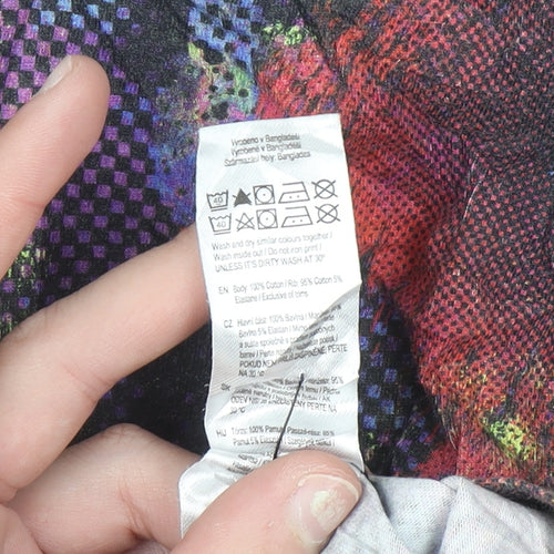 F&F Boys Multicoloured Graphic Sleeveless Tank Top Age 8-9 Years