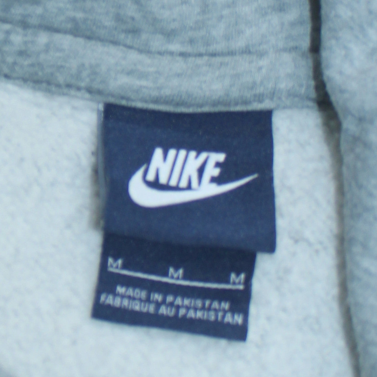 Nike Womens Grey Pullover Hoodie Size M Cotton Blend Sportswear