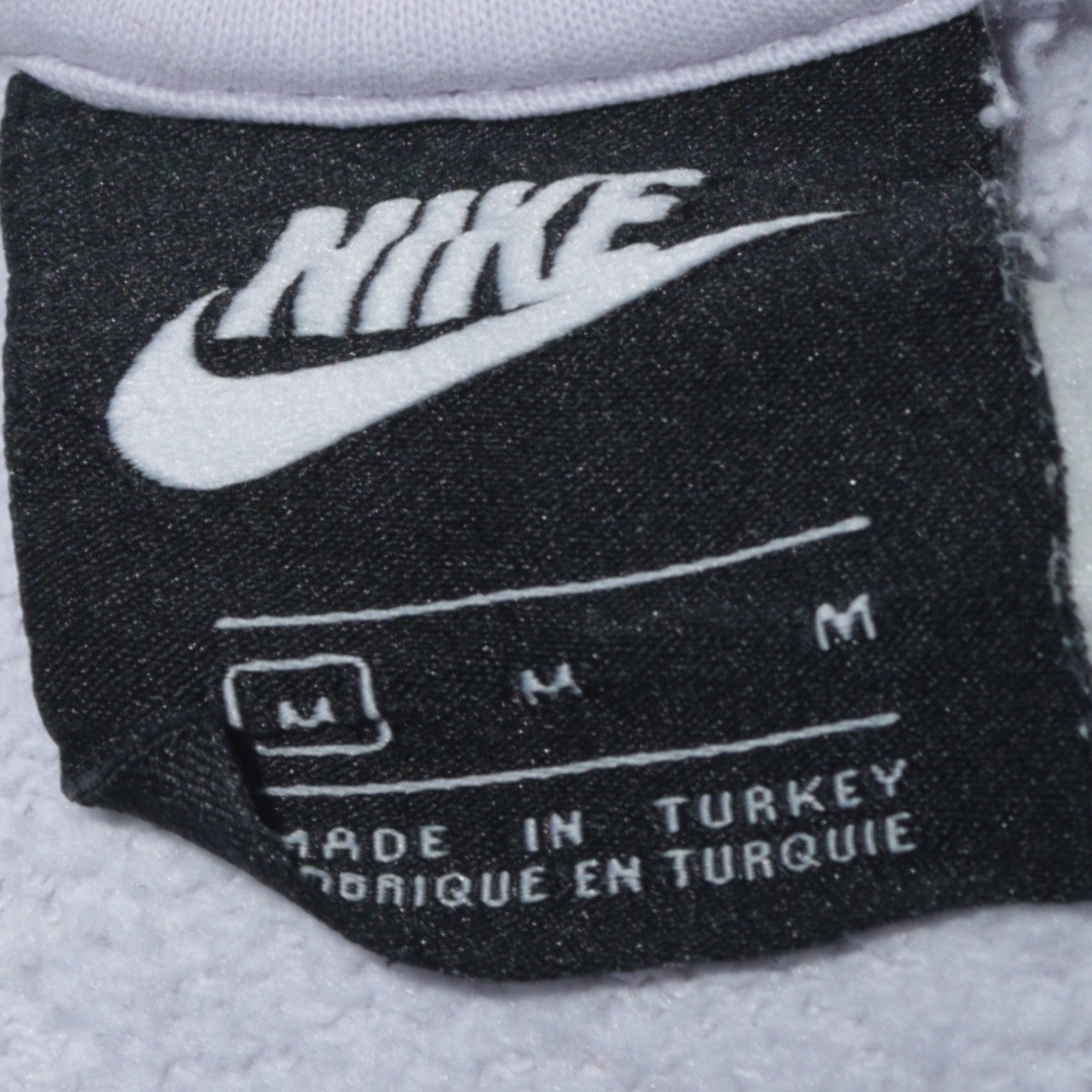 Nike Men's White Pullover Hoodie Medium Regular Fit Sports Style
