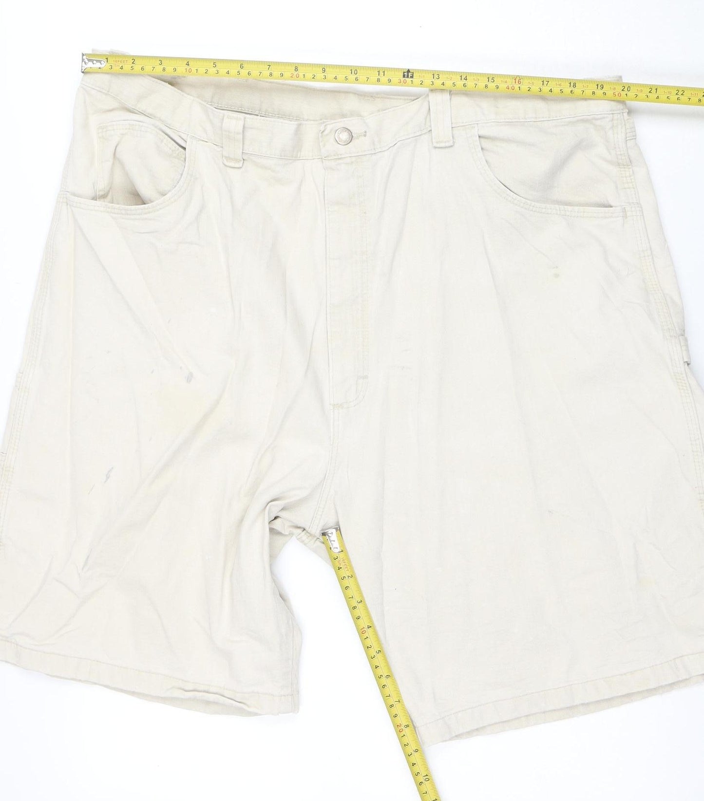 Wrangler Men's Beige Cargo Shorts Size L Cotton Canvas Workwear