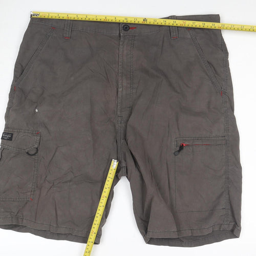 Wrangler Men's Grey Cargo Shorts Size 40 Cotton Nylon Blend