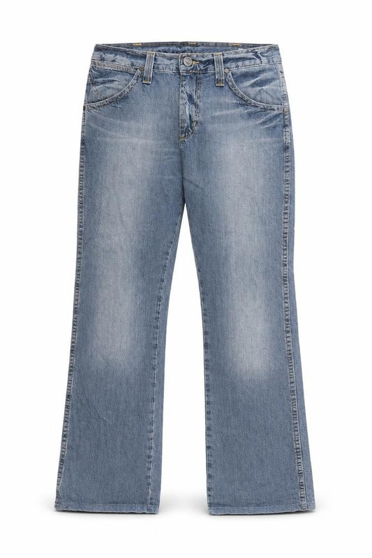 Front view of Wrangler Men Blue 30x32 Straight Leg Denim Jeans Dayton