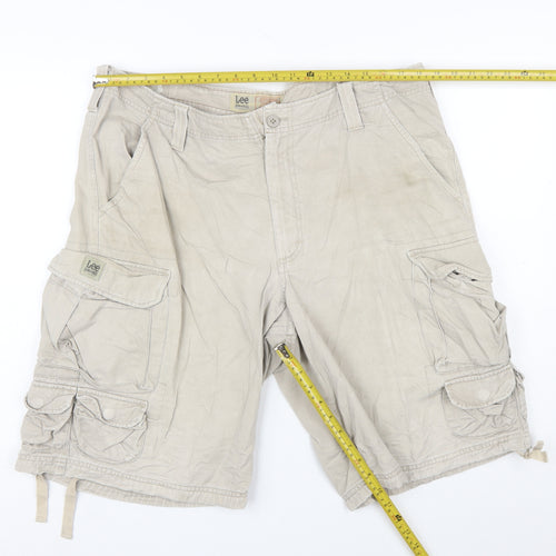 Lee Dungarees Men's Beige Cotton Cargo Shorts Size 36 Regular Fit