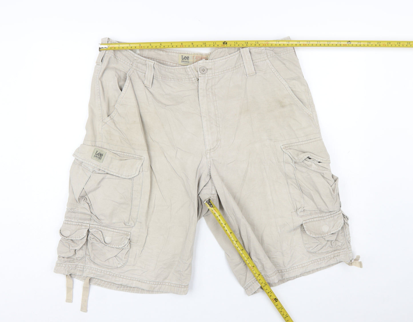 Lee Dungarees Men's Beige Cotton Cargo Shorts Size 36 Regular Fit