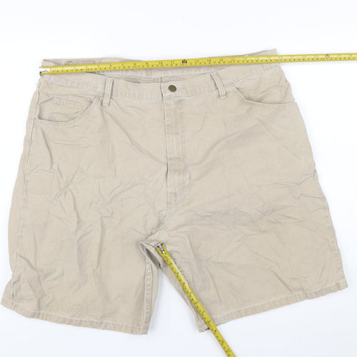 Wrangler Men Beige Regular Fit Chino Shorts Size 42