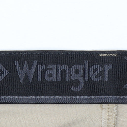 Wrangler Men's Beige Chino Trousers Size 44 Straight Fit