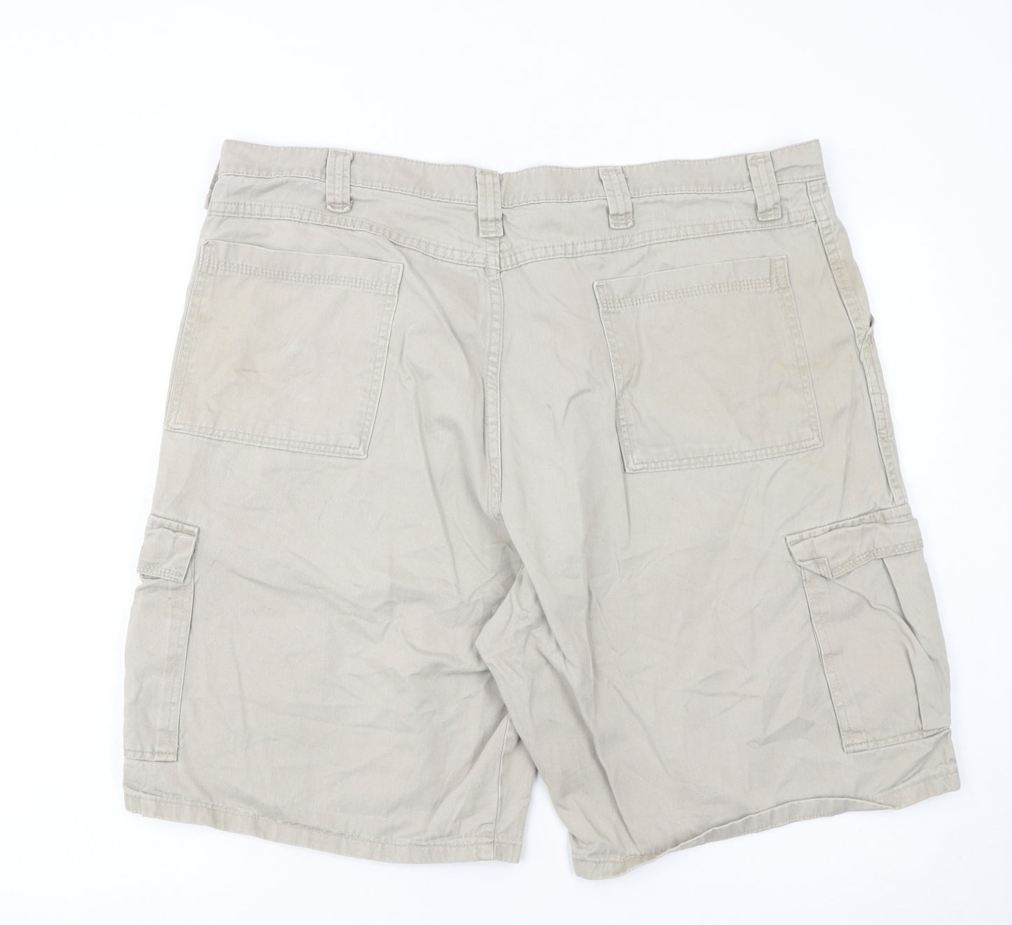 Wrangler Men's Beige Cargo Shorts Size 40 Cotton Canvas Casual