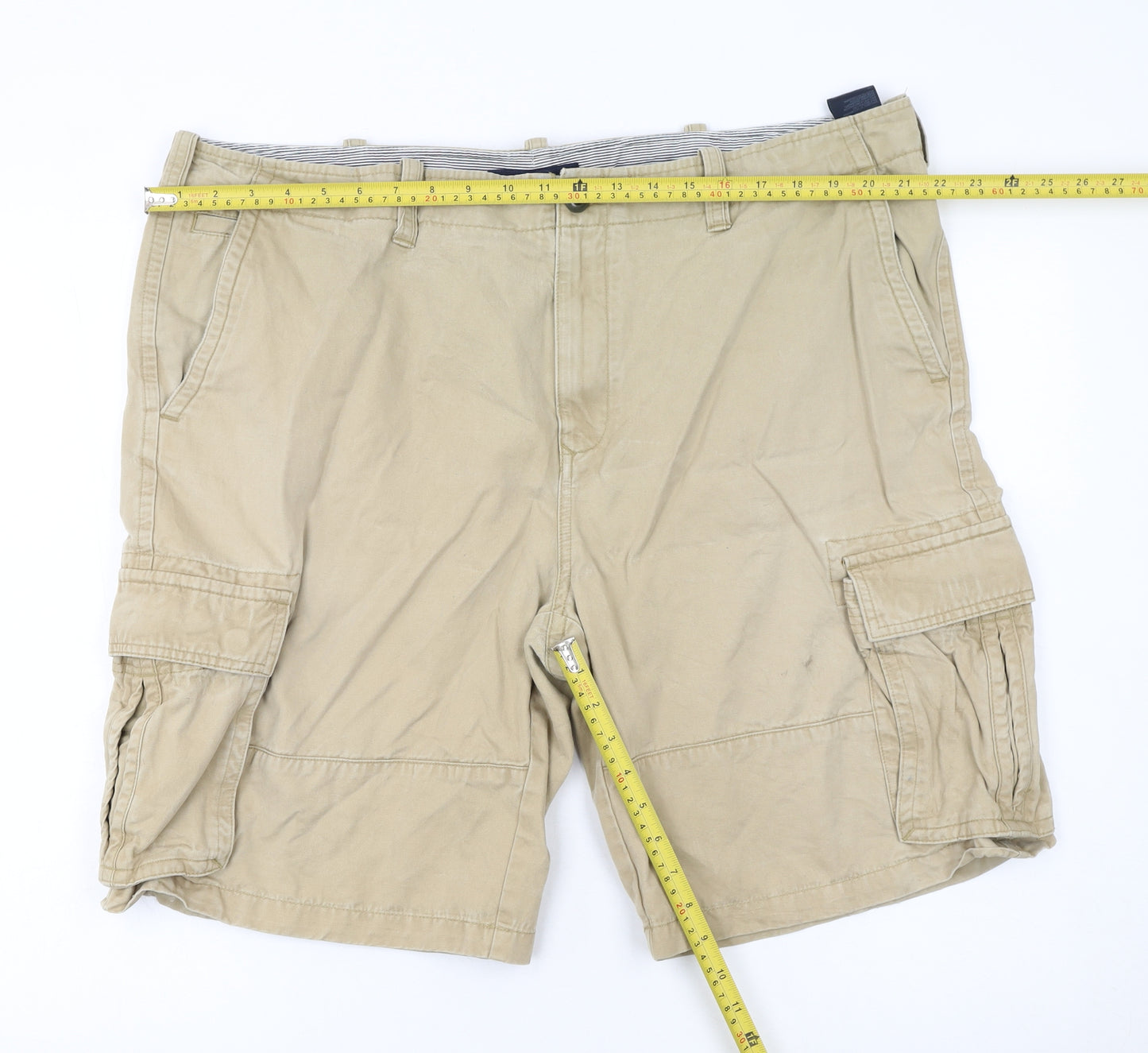 Tommy Hilfiger Men Beige Cargo Shorts Size 40 Cotton Casual
