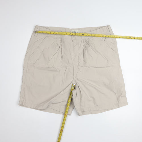 Wrangler Hero Originals Men's Beige Chino Shorts Size 42 Cotton