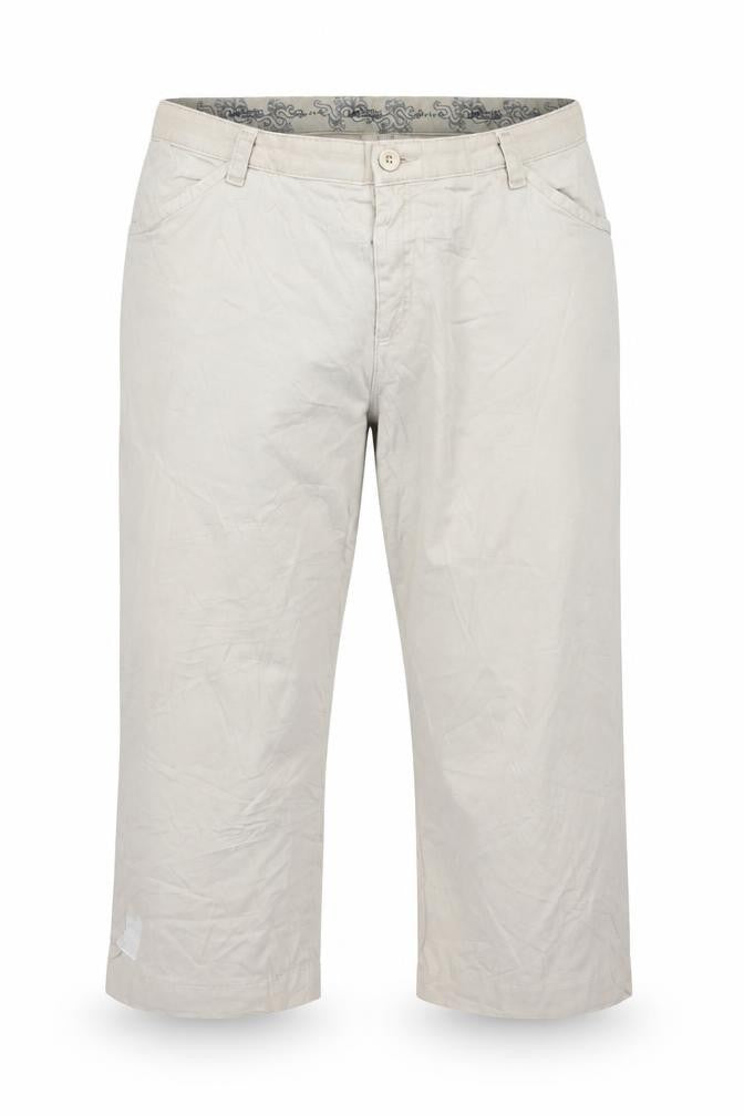 Front view of Lee women’s beige chino shorts, size UK 24, regular fit stretch cotton