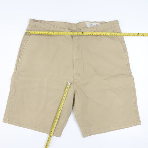 Wrangler Men's Beige Chino Shorts Size 42 Regular Cotton Stretch