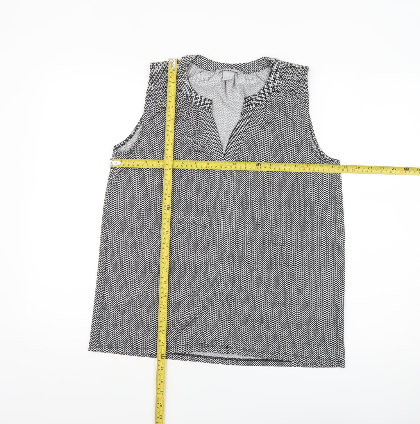H&M Women’s Black Geometric Sleeveless V-Neck Blouse Size 8