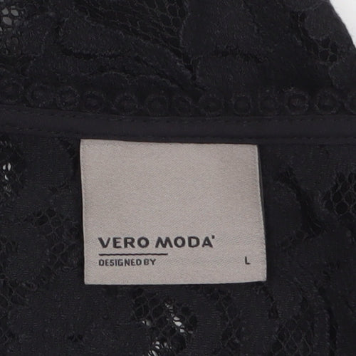 Vero Moda Women's Black Lace V-Neck Short Sleeve Blouse Size L
