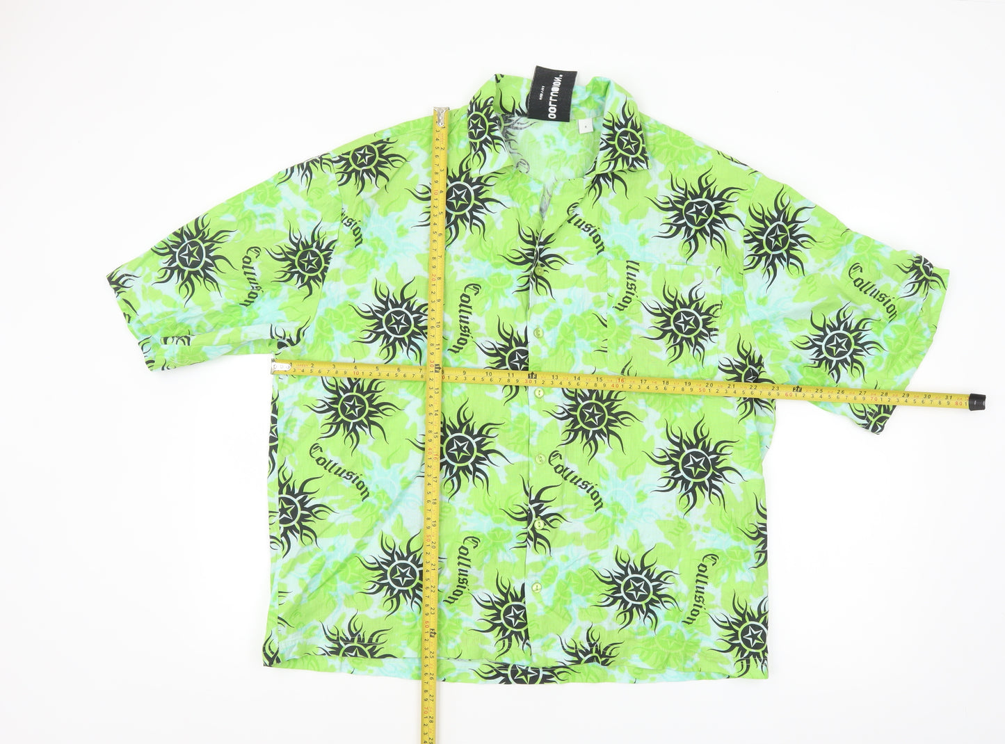 Collusion Men's Green Graphic Print Short Sleeve Button-Up Shirt Size M