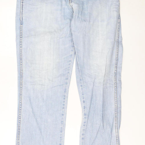Wrangler Men’s Blue 34x32 Regular Fit Light Wash Straight Jeans