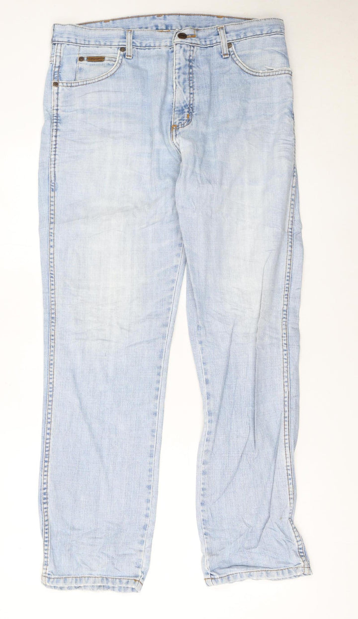 Wrangler Men’s Blue 34x32 Regular Fit Light Wash Straight Jeans