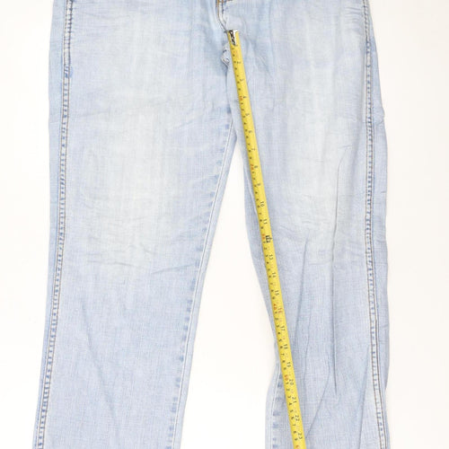 Wrangler Men’s Blue 34x32 Regular Fit Light Wash Straight Jeans