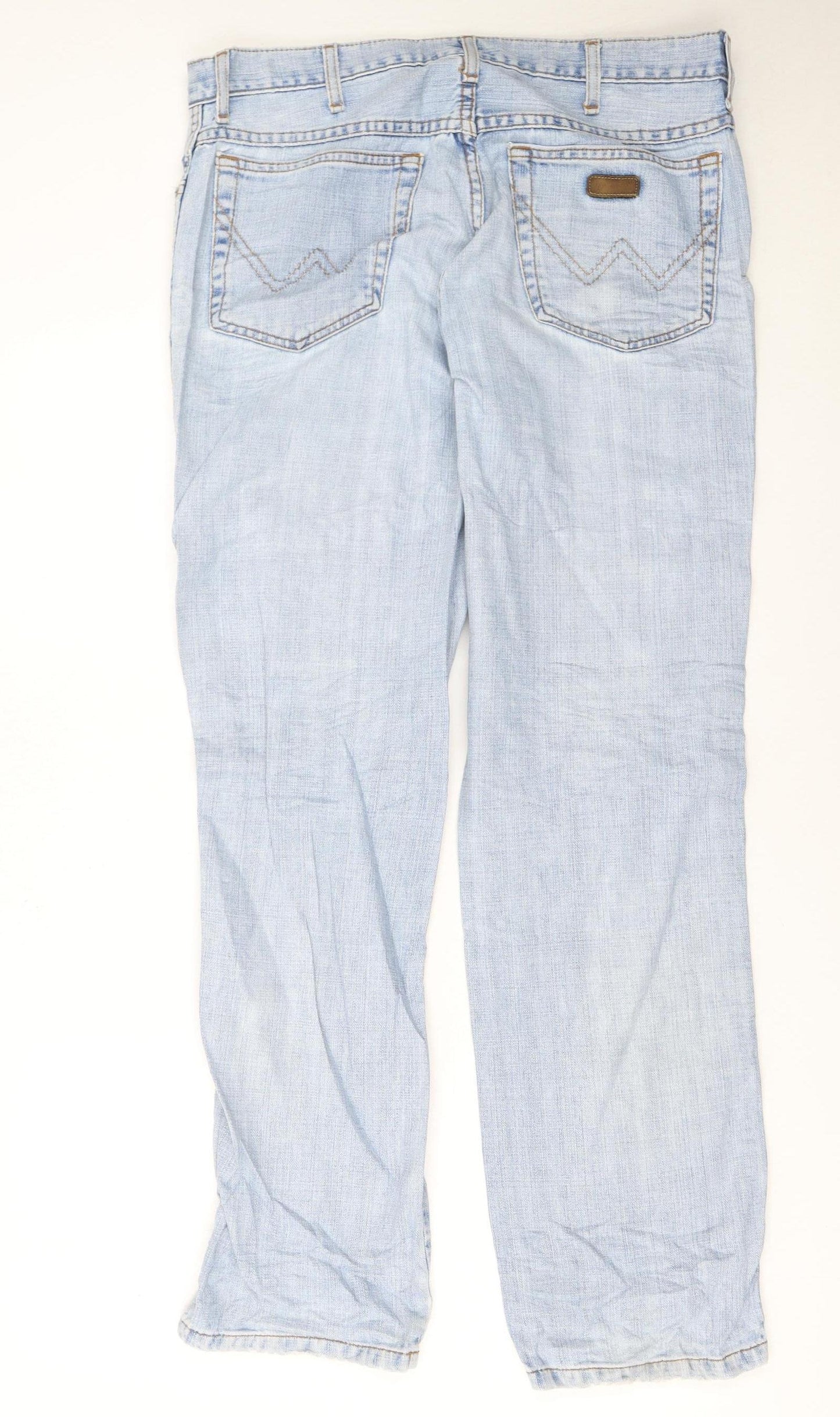 Wrangler Men’s Blue 34x32 Regular Fit Light Wash Straight Jeans