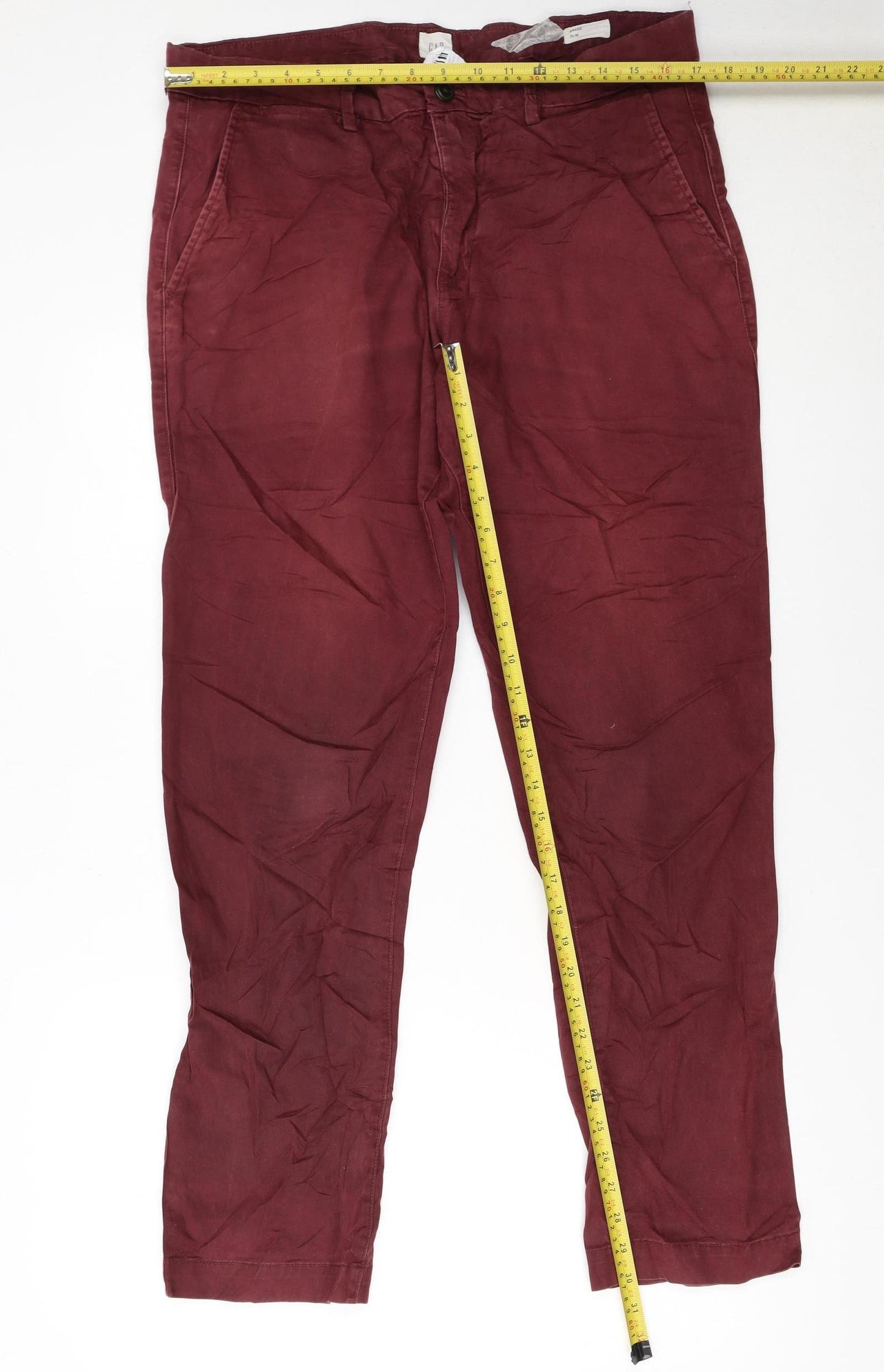 GAP Men's Red Slim Fit Straight Jeans 34x32