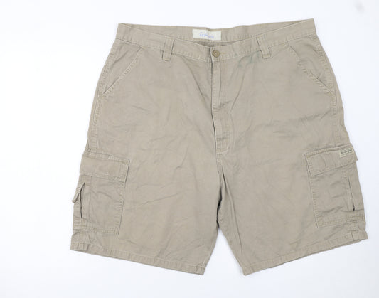 Wrangler Men's Beige Cargo Shorts Size 42 Regular Cotton