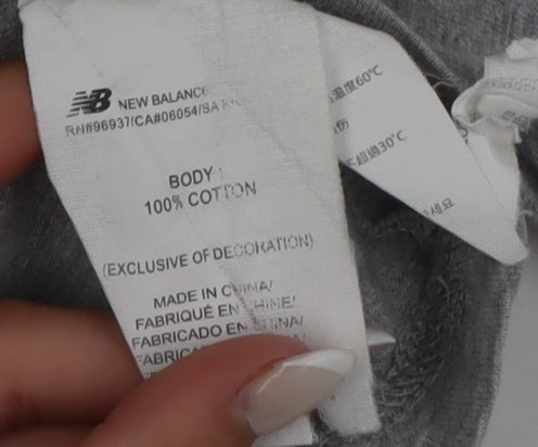 New Balance Men's Grey Small Graphic Sports Cotton T-Shirt