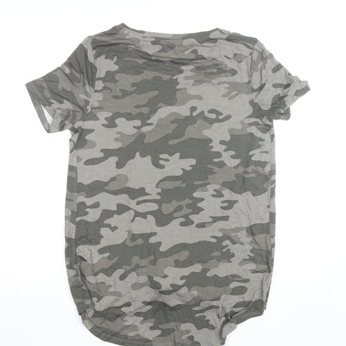 Paisley Sky Women's Green Camouflage Knot Hem Maternity T-Shirt - Size M