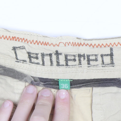 Centered Mens Beige Camouflage Cargo Shorts Size 36 Cotton