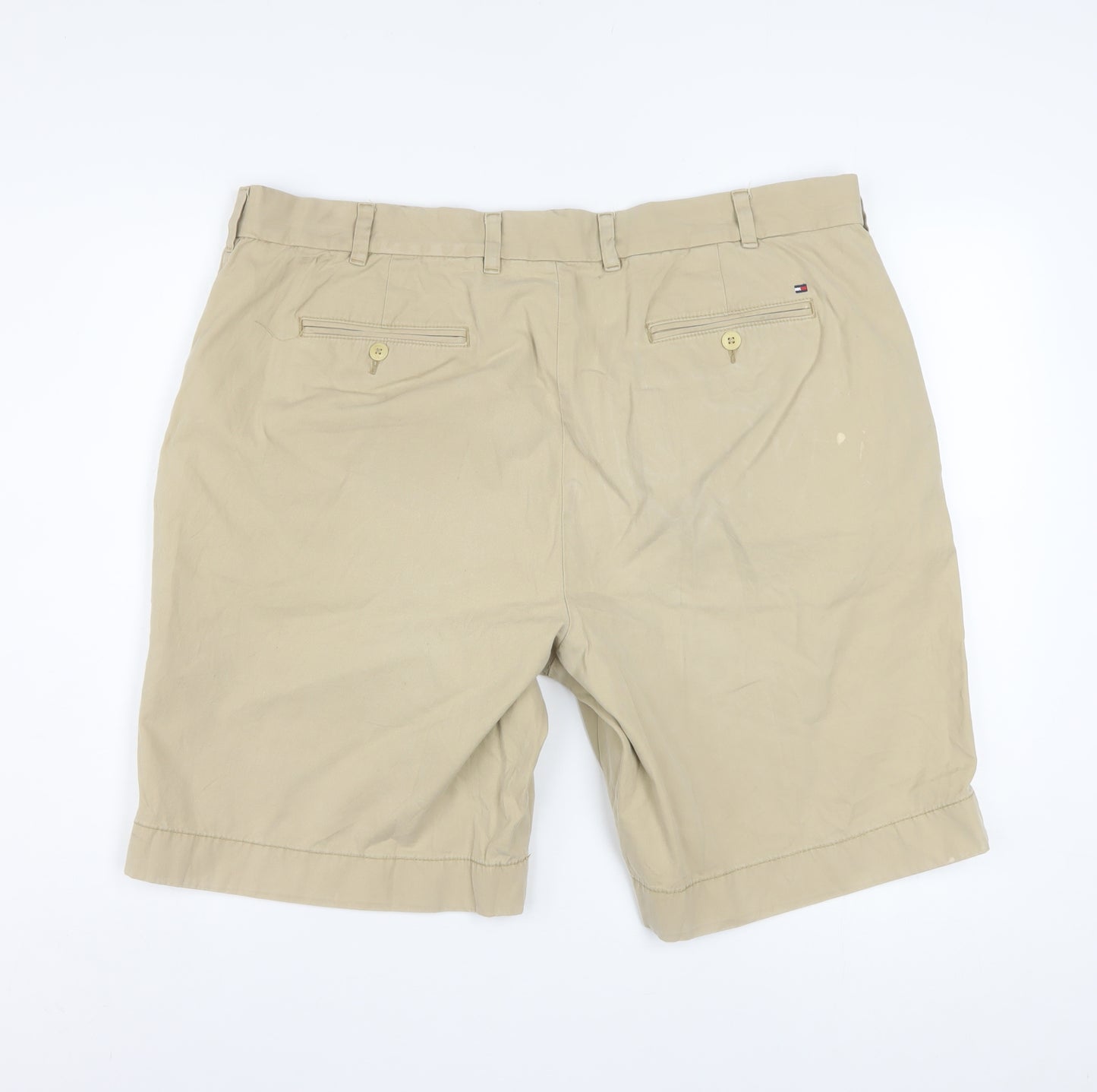 Tommy Hilfiger Men's Beige Classic Fit Chino Shorts Size 40