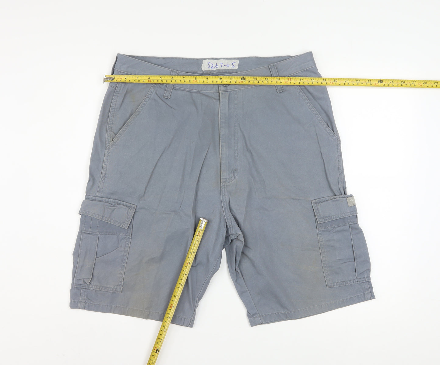 Wrangler Men’s Grey Cargo Shorts Size 34 Regular Cotton