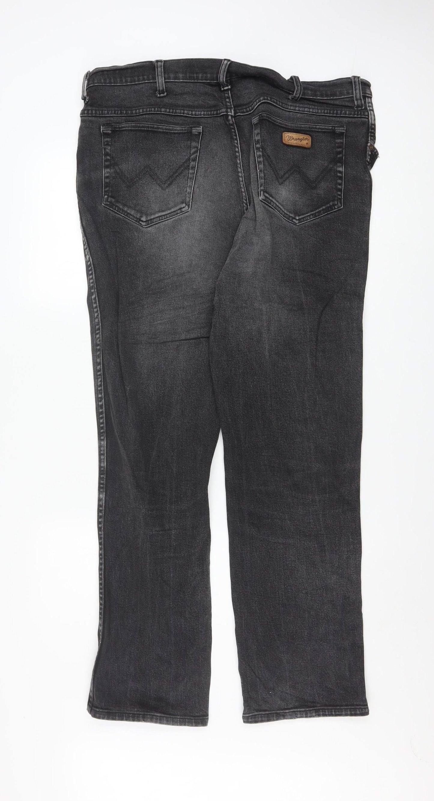 Wrangler Men's Black Straight Leg Jeans 40W 32L Regular Fit Denim