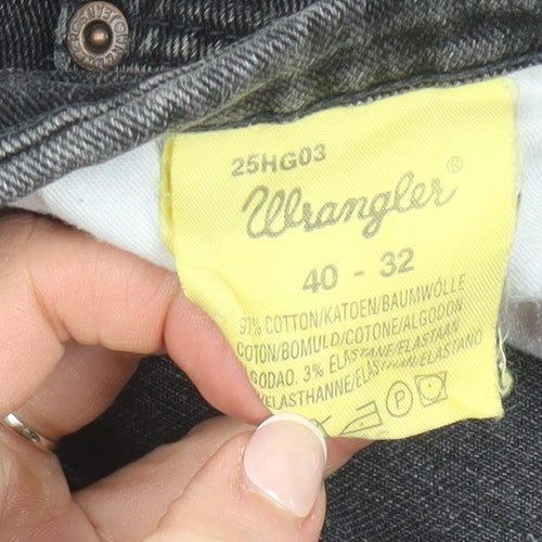 Wrangler Men's Black Straight Leg Jeans 40W 32L Regular Fit Denim