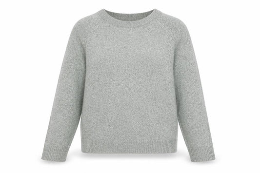 Front view of Vero Moda Women’s Green Crew Neck Knit Long Sleeve jumper L
