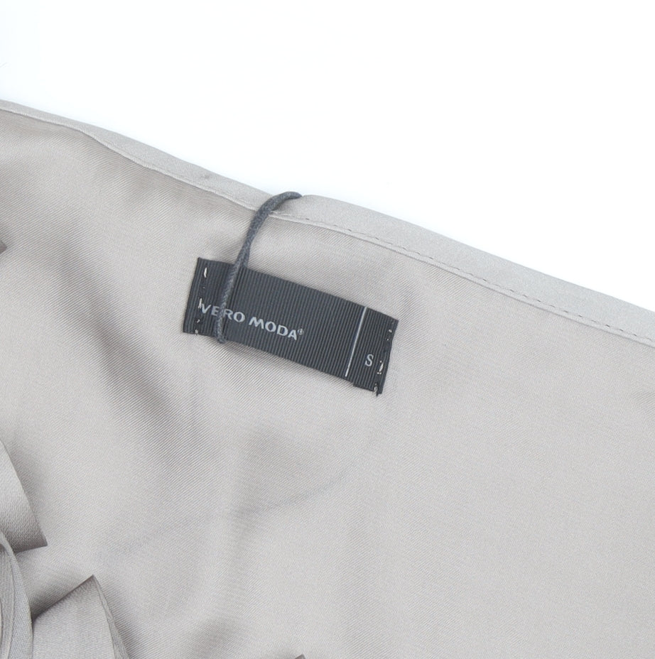 Vero Moda Women’s Beige Satin Ruffle Short Sleeve Blouse Size S