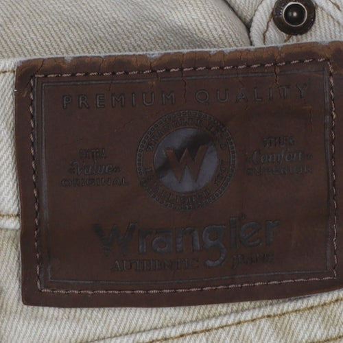 Wrangler Men's Beige Regular Fit Straight Leg Jeans 34x32