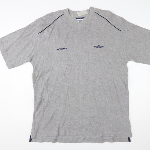 Umbro Mens Grey XL V-Neck Sports T-Shirt Lightweight Cotton