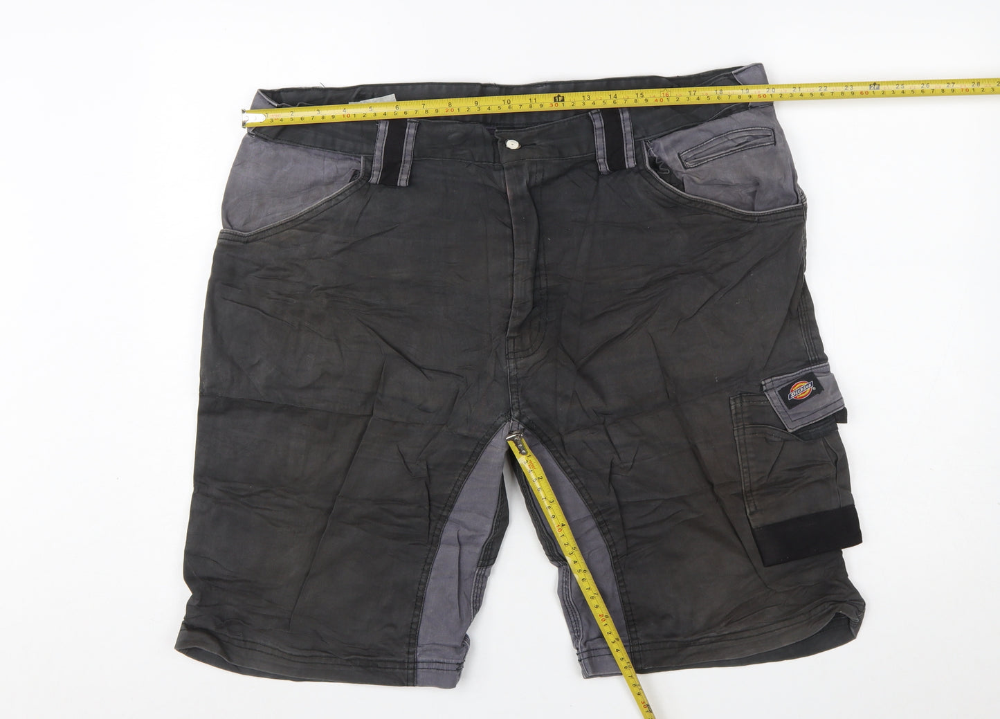 Dickies Men's Black Cargo Work Shorts Size 40 Regular Fit