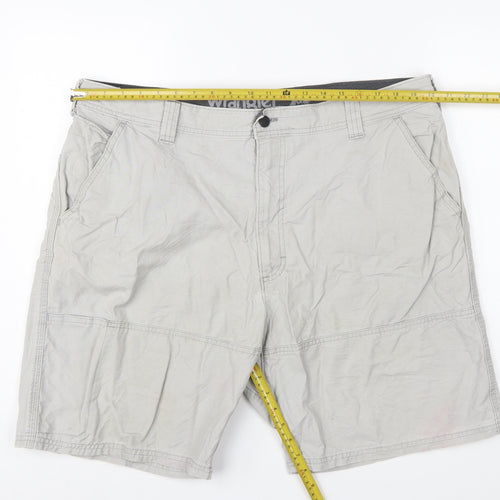 Wrangler Men's Grey Outdoor Cargo Shorts Size 40 Cotton Blend